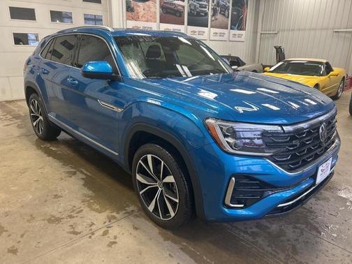 2024 Volkswagen Atlas Cross Sport 2.0T SEL Premium