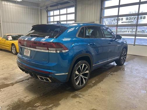 2024 Volkswagen Atlas Cross Sport 2.0T SEL Premium