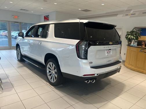 2025 Chevrolet Suburban Premier