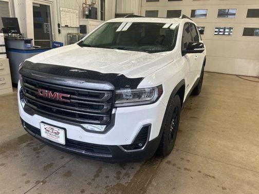 2023 GMC Acadia AWD AT4