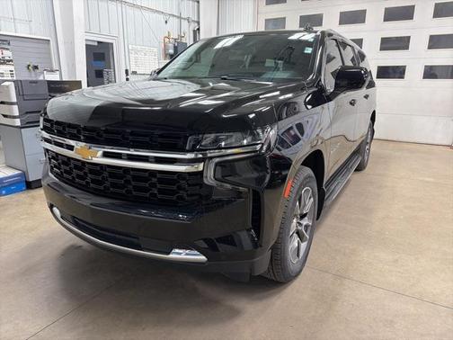 2024 Chevrolet Suburban LS