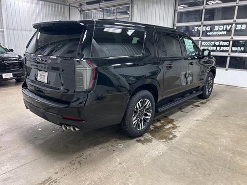 2026 Chevrolet Suburban Z71, 4WD