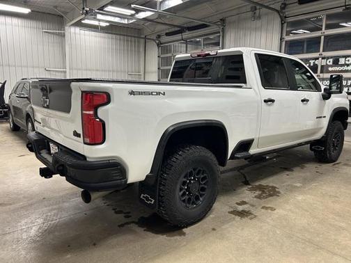 2024 Chevrolet Silverado 2500 4WD Crew Cab Standard Bed ZR2