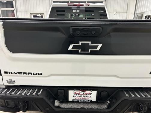 2024 Chevrolet Silverado 2500 4WD Crew Cab Standard Bed ZR2