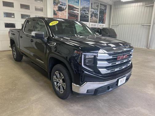 2024 GMC Sierra 1500 SLE