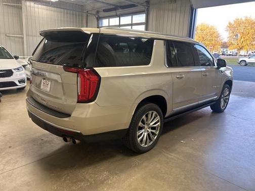 2022 GMC Yukon XL Denali