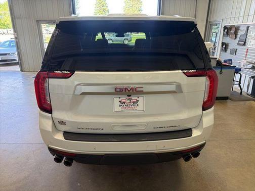 White Frost 2023 GMC Yukon XL Denali