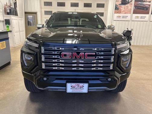 2024 GMC Canyon Denali