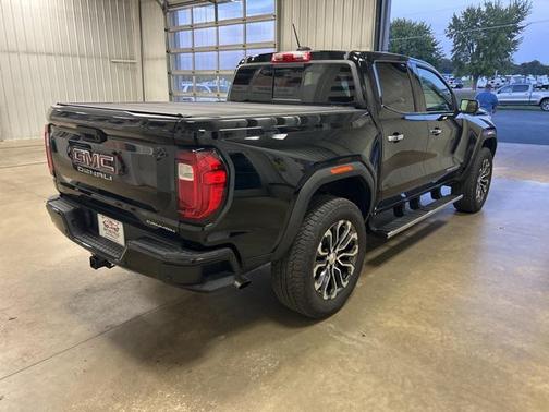 2024 GMC Canyon Denali