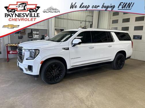 2023 GMC Yukon XL SLT
