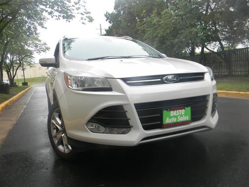 White Platinum Metallic Tri-Coat 2016 Ford Escape Titanium