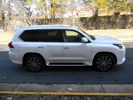 2018 Lexus LX 570 Base