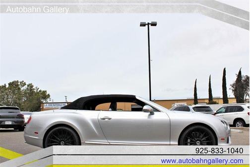 Photo 4 of 32 of 2013 Bentley Continental GTC V8