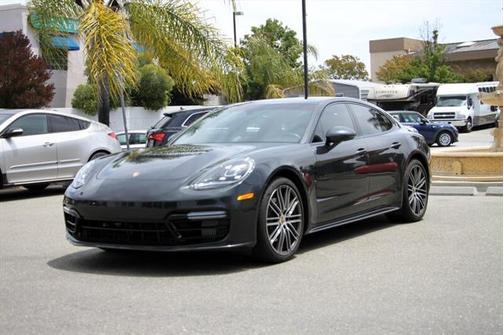 2018 Porsche Panamera 4S