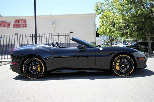 2017 Ferrari California T
