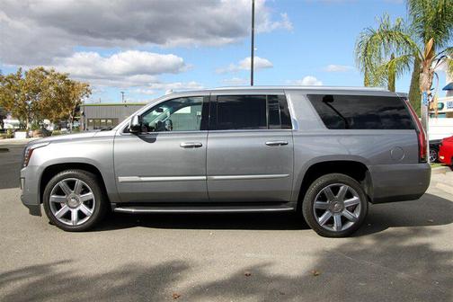 2019 Cadillac Escalade ESV Luxury