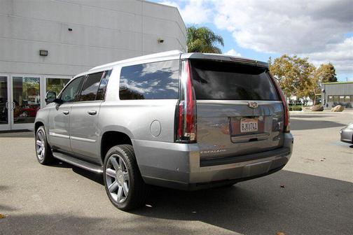 2019 Cadillac Escalade ESV Luxury