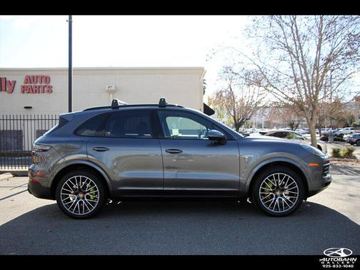 2020 Porsche Cayenne Cayenne E-Hybrid