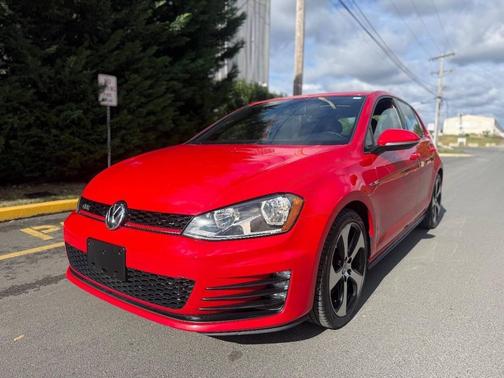 2017 Volkswagen Golf GTI 2.0T S 4-Door