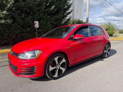 2017 Volkswagen Golf GTI 2.0T S 4-Door