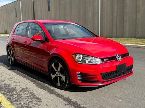2017 Volkswagen Golf GTI 2.0T S 4-Door