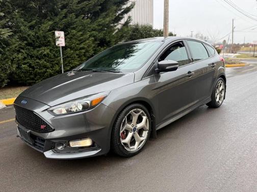 2016 Ford Focus ST 