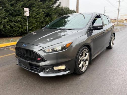 2016 Ford Focus ST 