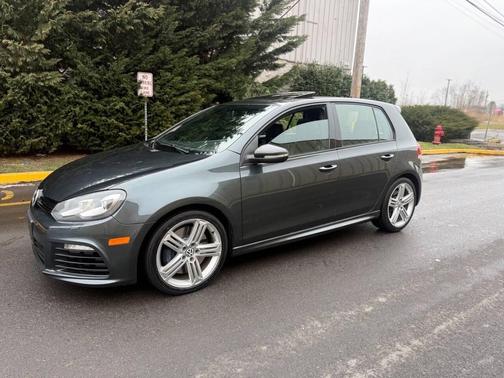 2012 Volkswagen Golf R 4-Door w/DCC & Navigation