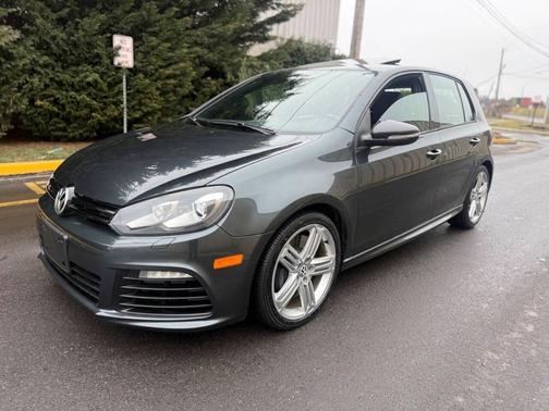 2012 Volkswagen Golf R 4-Door w/DCC & Navigation