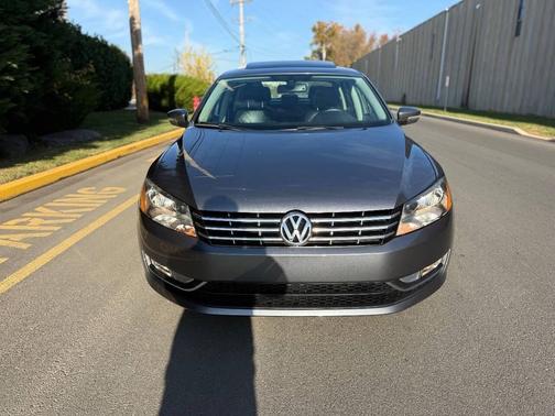 2014 Volkswagen Passat 2.0L TDI DSG SEL Premium