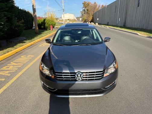 2014 Volkswagen Passat 2.0L TDI DSG SEL Premium