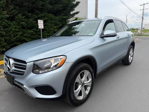 2017 Mercedes-Benz GLC 300 4MATIC