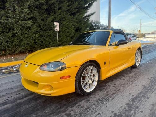 2002 Mazda MX-5 Miata SE