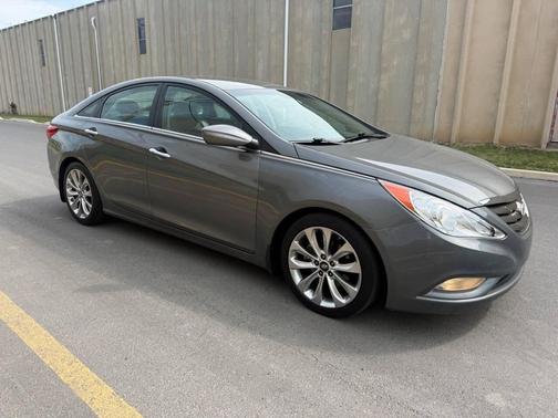 Harbor Gray Metallic 2012 Hyundai SONATA SE 2.0T