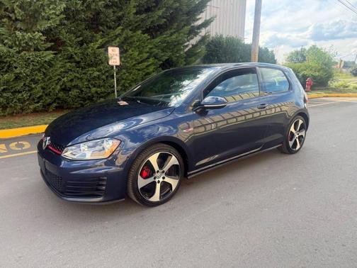 2015 Volkswagen Golf GTI 2.0T S 4-Door