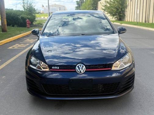 2015 Volkswagen Golf GTI 2.0T S 4-Door