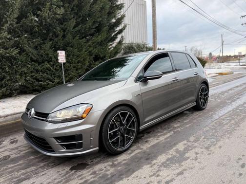 2017 Volkswagen Golf R 2.0T DSG