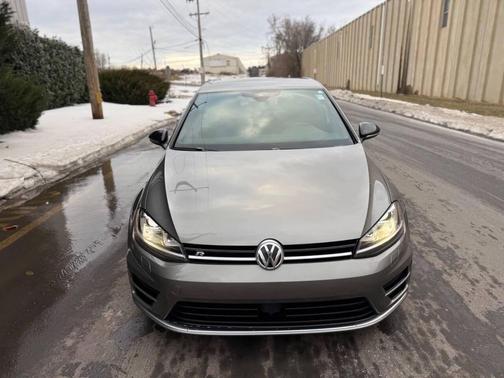 2017 Volkswagen Golf R 2.0T DSG