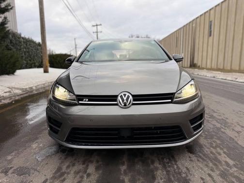 2017 Volkswagen Golf R 2.0T DSG