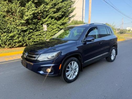 2016 Volkswagen Tiguan 2.0T SE 4MOTION
