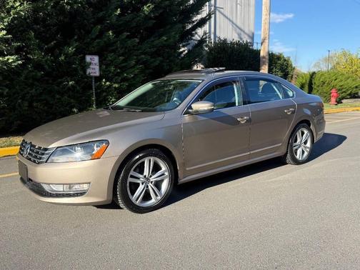 2015 Volkswagen Passat 2.0L TDI DSG SEL Premium
