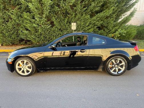 2004 INFINITI G35 Base