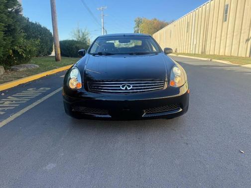 2004 INFINITI G35 Base