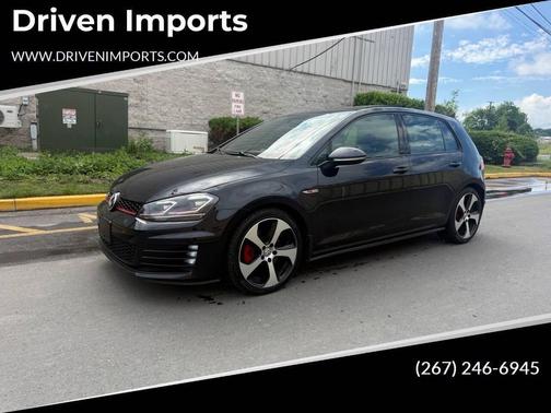 Deep Black Pearl 2016 Volkswagen Golf GTI 2.0T SE 4-Door