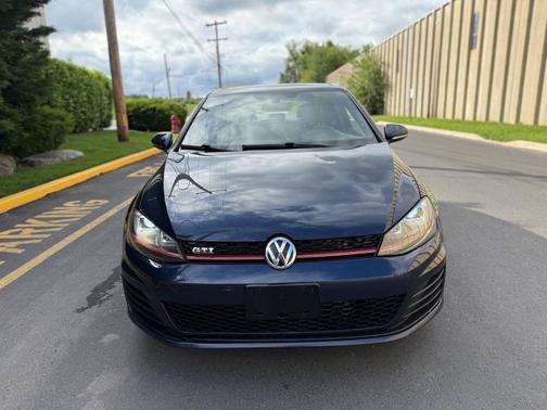 2015 Volkswagen Golf GTI 2.0T SE 2-Door