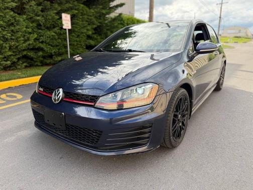 2015 Volkswagen Golf GTI 2.0T SE 2-Door