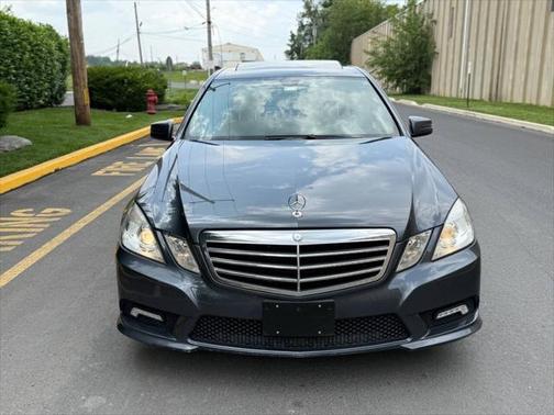 2011 Mercedes-Benz E-Class 4MATIC