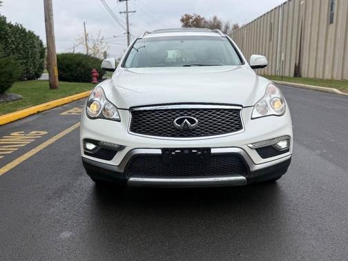 2016 INFINITI QX50 Base