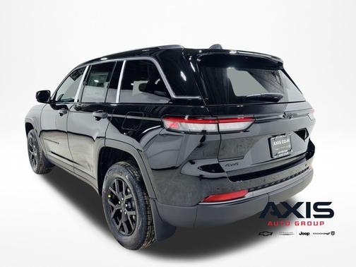 2026 Jeep Grand Cherokee Altitude