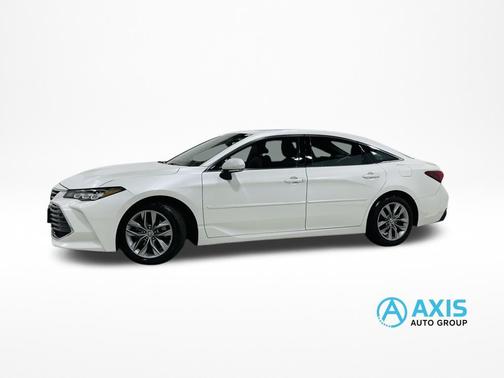 2022 Toyota Avalon XLE
